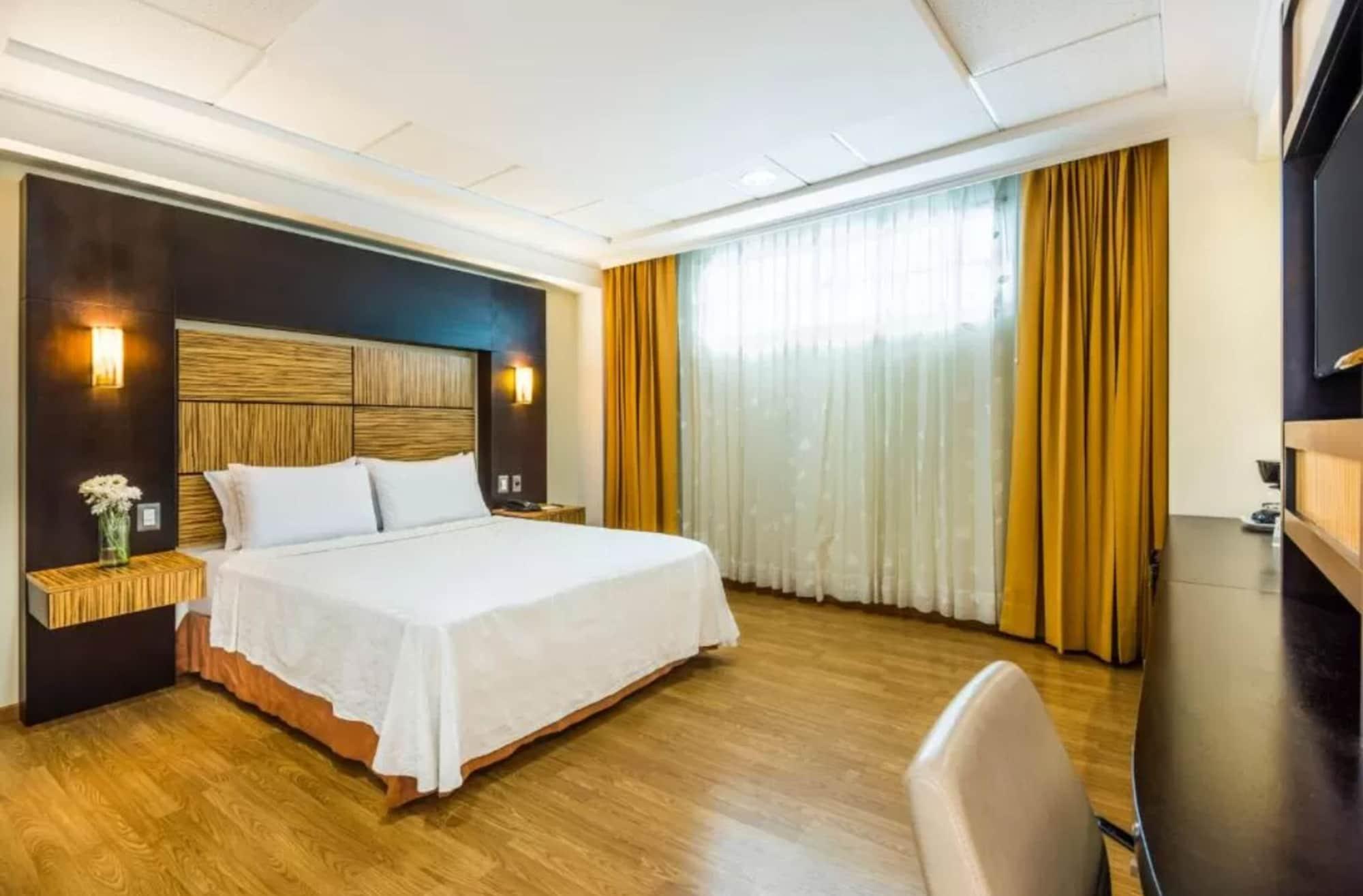 Gh Galeria Hotel Guayaquil Exterior photo